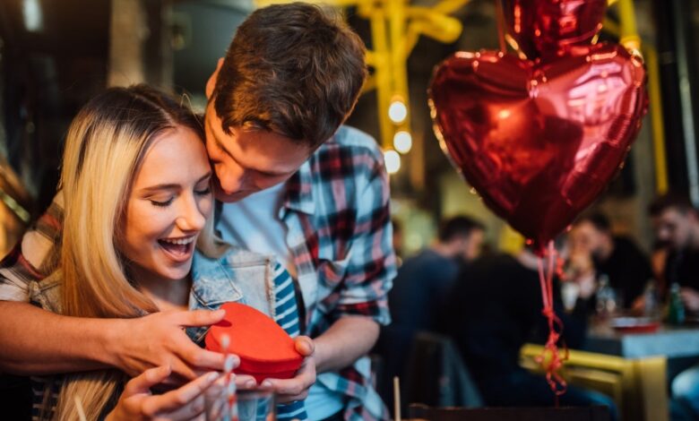 The 30 Best Valentine's Day Gifts Under $30 Will Still Arrive on February 14