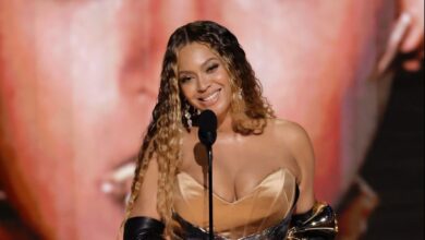 Beyoncé Breaks Record for Most Grammy Awards