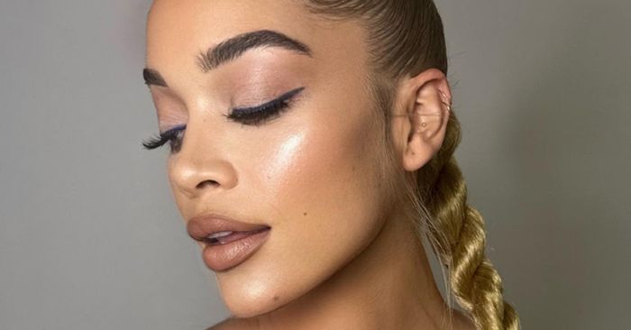 The 11 Best Concealer Brushes, According to Makeup Artists