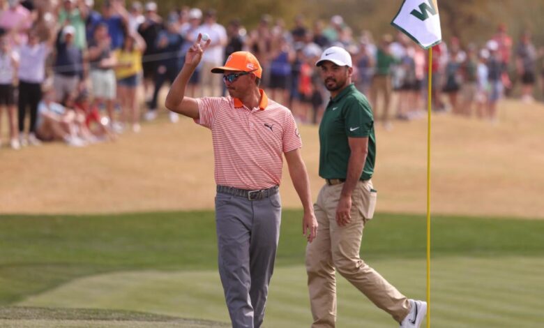 WATCH: Rickie Fowler hits a hole at the 2023 Phoenix Open, sending the crowd into a frenzy