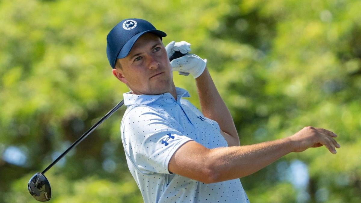 John Deere Classic 2024 picks, predictions, odds, field Golf pro beats