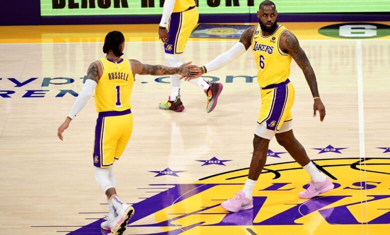 LeBron James returns in victory, praises Lakers trade deadline pickup