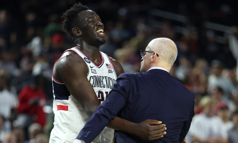 UConn will meet San Diego State in the final after overcoming Miami
