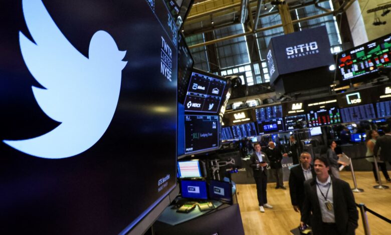 Twitter now allows paid subscribers to tweet 10,000 characters