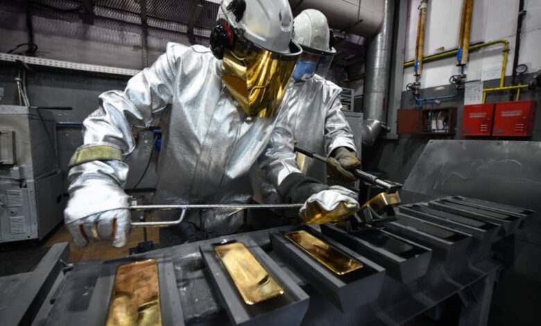 Want to invest in gold?  Skip mining stocks, says strategist, and trade this instead