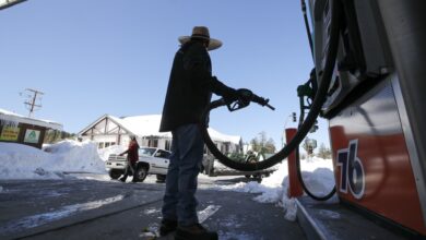 Gasoline prices rise in NJ, around US amid higher demand