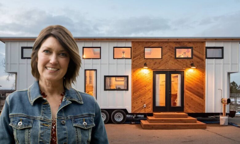 This 51-year-old pays $725 a month to live in a backyard 'luxury cottage'—look inside
