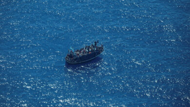 Italian coast guard rescues hundreds of migrants in 'turbulent' days at sea