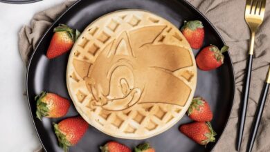 Random: Sega and Uncanny brands team up to reveal a Sonic waffle maker
