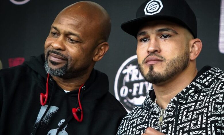 Boxer Payout 4 Gets Gaming: Anthony Pettis Cards vs. Roy Jones Jr.  nearly 3 million dollars combined