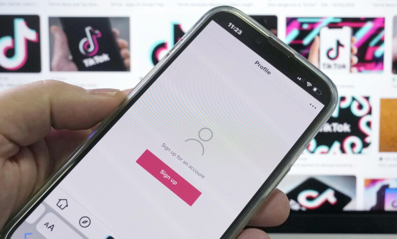 Australia bans TikTok from federal government devices : NPR