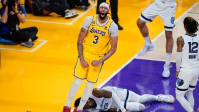 Lakers use 'Game 7 mentality', topple the Grizzlies with a 40-point win