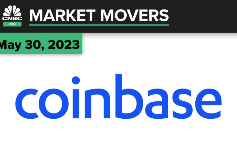 Coinbase stock bounces after an analyst upgrade.  Here's how the experts are reacting