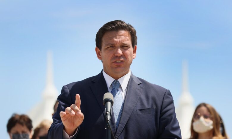 Report: Ron DeSantis Will Officially Announce His 2024 Bid With Elon Musk, Because Apparently David Duke Is Not Available