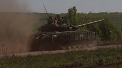 Ukraine's advances near Bakhmut expose rifts in Russian forces