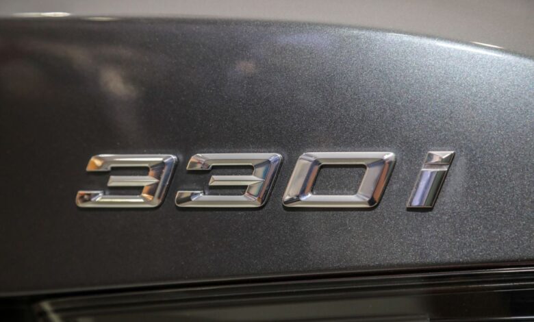 BMW drops 'i' from internal combustion models - 330i to 330, X5 xDrive60i to X560?