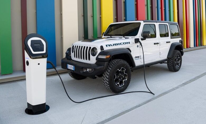 Recalling Jeep Wrangler 4xe due to possible battery failure