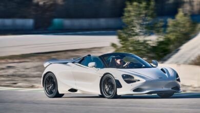 McLaren chooses V8 hybrid engine instead of electrification