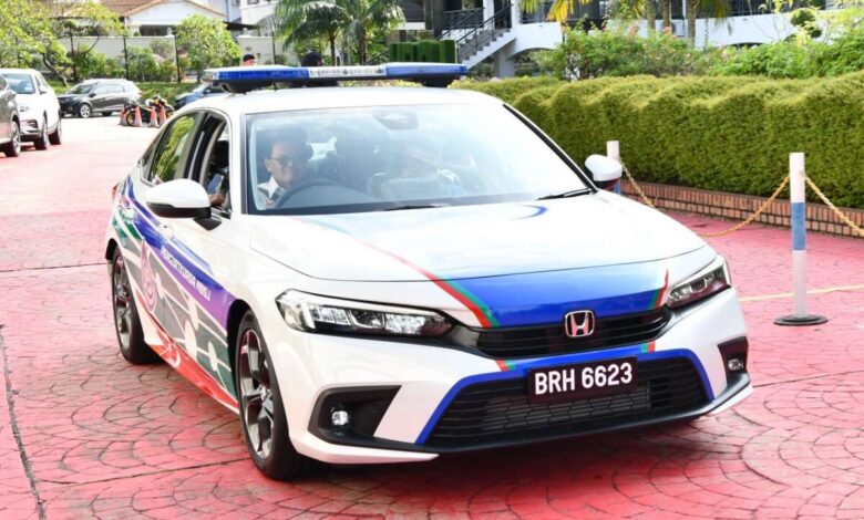 MBSJ received Honda Civic FE patrol car - 1.5L turbo sedan with 'Penguatkuasa' paint color to roam around in Subang