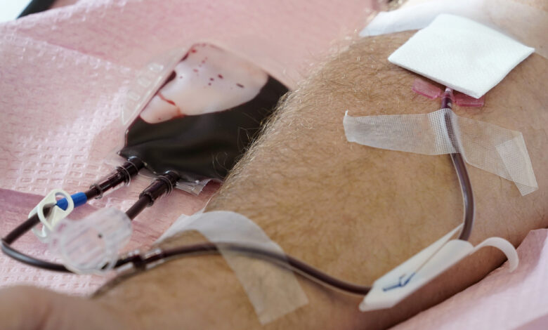 FDA relaxes blood donation guidelines for gay and bisexual men : NPR