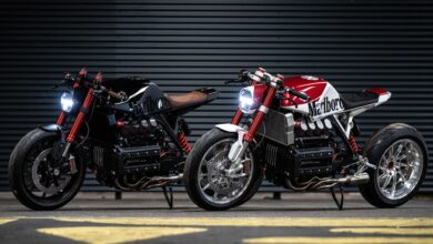 Two aggressive BMW K1100RS cafe racers from Powerbrick