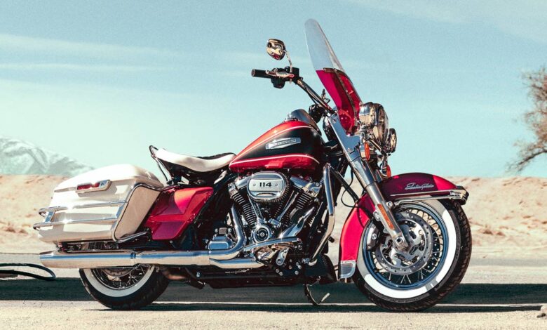 Americana Overload: The New Harley Electra Glide King of Highways