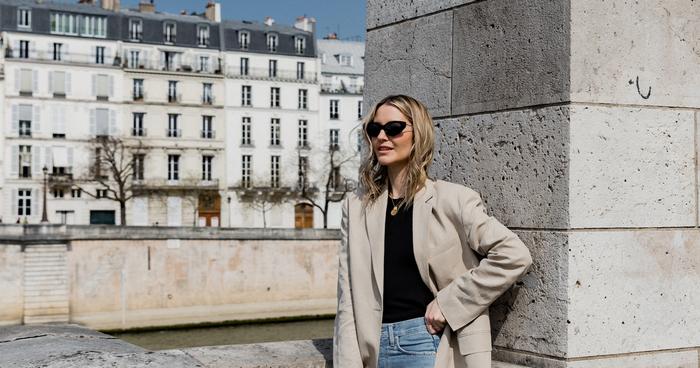The most French way to wear your jeans is these 4 outfits