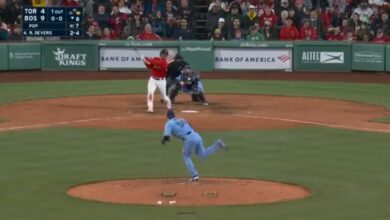 Rafael Devers blasts a two-run homer to extend Red Sox