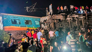 Train accident in India: Up to 50 dead and hundreds injured in Odisha