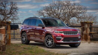 2022 Jeep Grand Cherokee 4xe plug-in hybrid recalled because the engine may turn off
