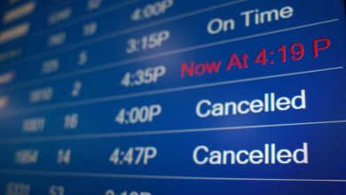 Phải làm gì nếu chuyến bay của bạn bị hủy hoặc bị trì hoãn
