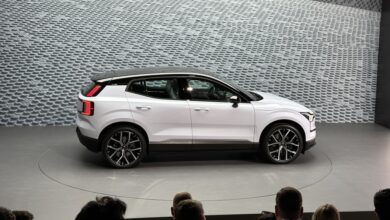 2025 Volvo EX30: Cool Cross Country, bad window switches and other personal details