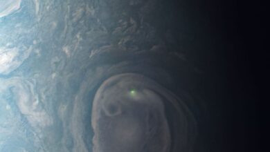 NASA's Juno spacecraft captures mysterious blue lightning on Jupiter!