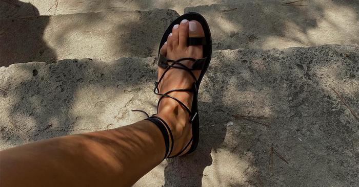 The best Birkenstock, Ancient Greece & Massimo Dutti sandals