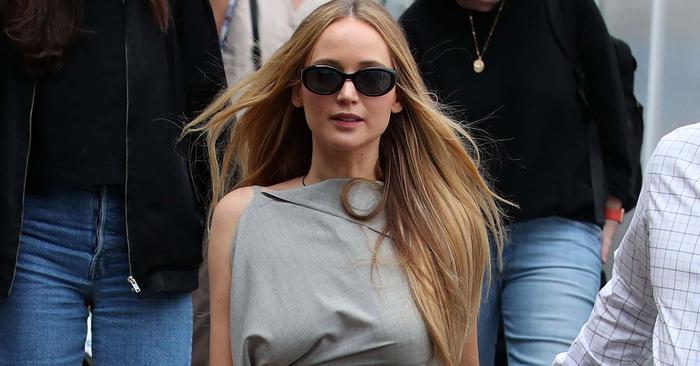 Jennifer Lawrence wears a controversial dress trend in London