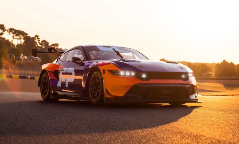 Mustang GT3 racer takes part in stable Blue Oval at Le Mans