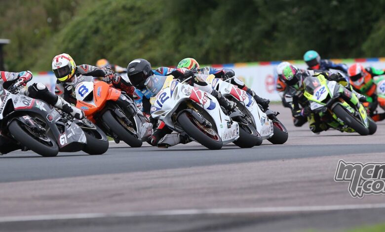Huge gallery of images from Thruxton BSB