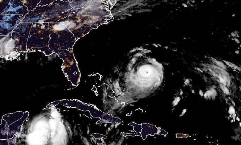Hurricane Franklin Intensifies Into a Category 3 Storm