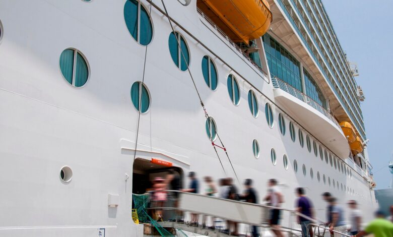 Boarding cruise ship