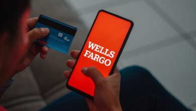 Wells Fargo Apologizes As Customers Rage Over Missing Deposits