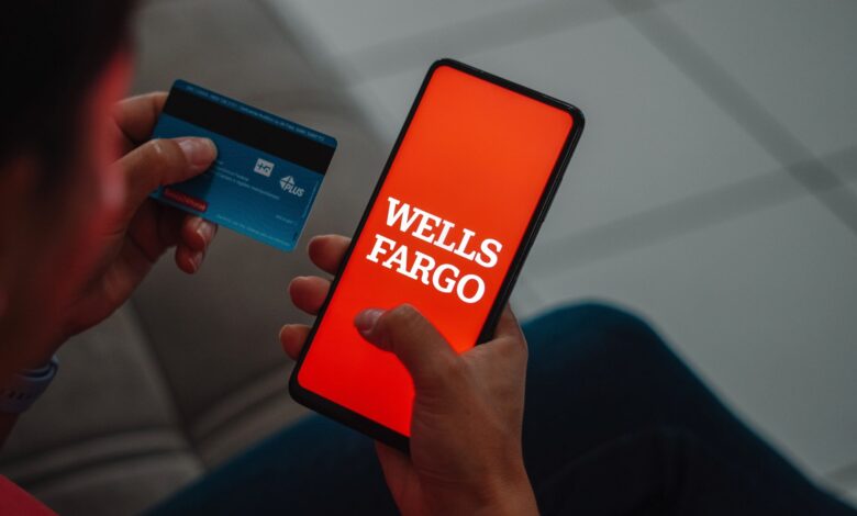 Wells Fargo Apologizes As Customers Rage Over Missing Deposits