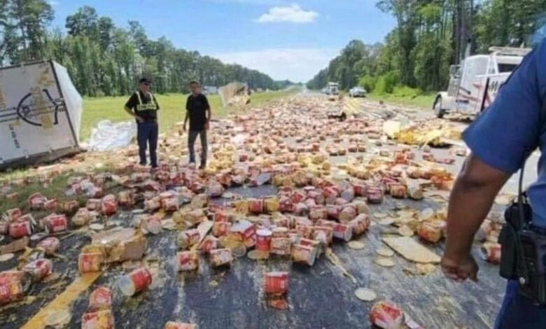 Truck Spills Cans Of Nacho Cheese All Over Arkansas Highway
