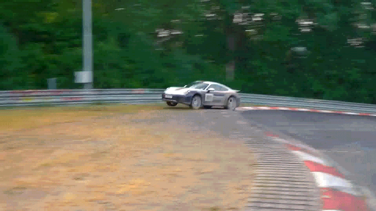 Porsche 911 Dakar Takes Every Shortcut On The Nürburgring Possible