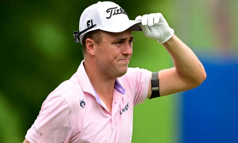 WATCH: Justin Thomas misses out on FedEx Cup Playoffs berth after excruciating missed chip on 18th hole