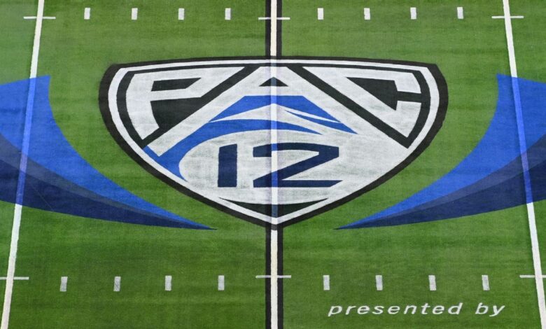 Sources - Pac-12 leaders presented with Apple streaming deal