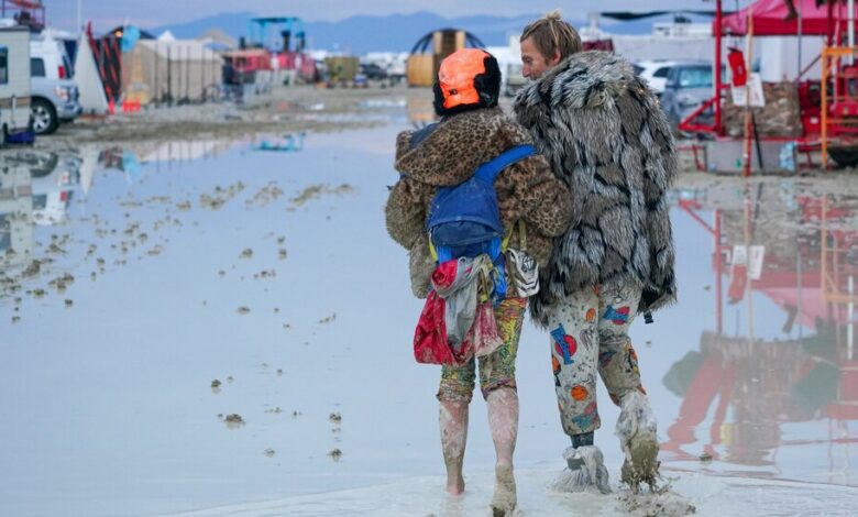 Authorities Investigate Death at Burning Man as Thousands Remain Trapped