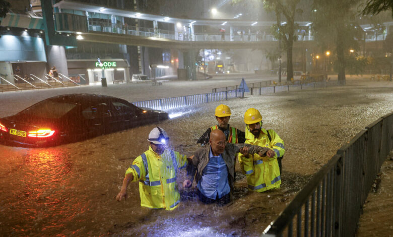 Storms Deluge Hong Kong and Other Southern Chinese Cities