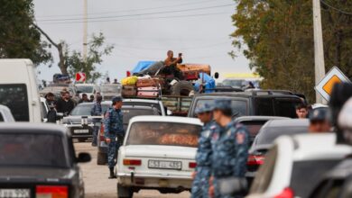 Thousands flee as Armenia warns of ethnic cleansing