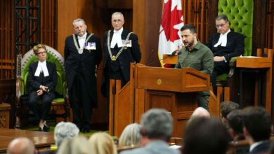 Zelensky, in Ottawa, Thanks Canadian Lawmakers for Unwavering Support