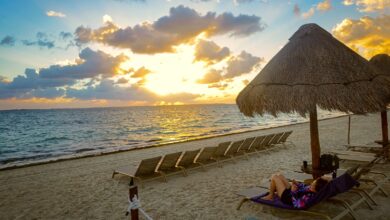 Fly business class to Cancun from multiple US cities for less than $800 on American